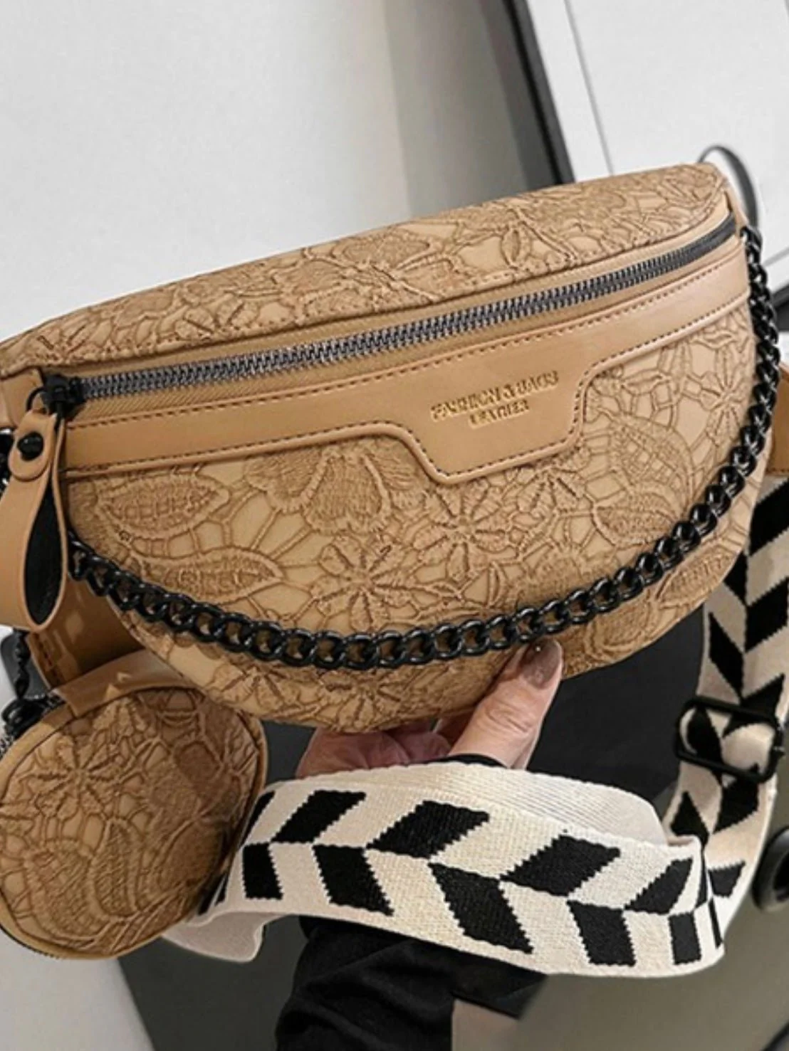 Blooming Lace Crossbody Bag - Image 11