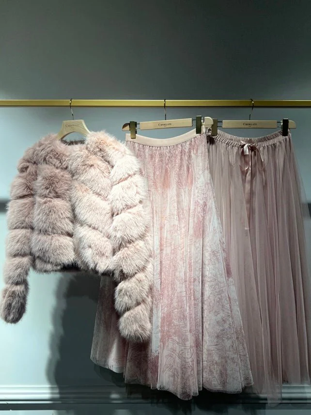 Foxy Faux Fur Jacket - Image 11