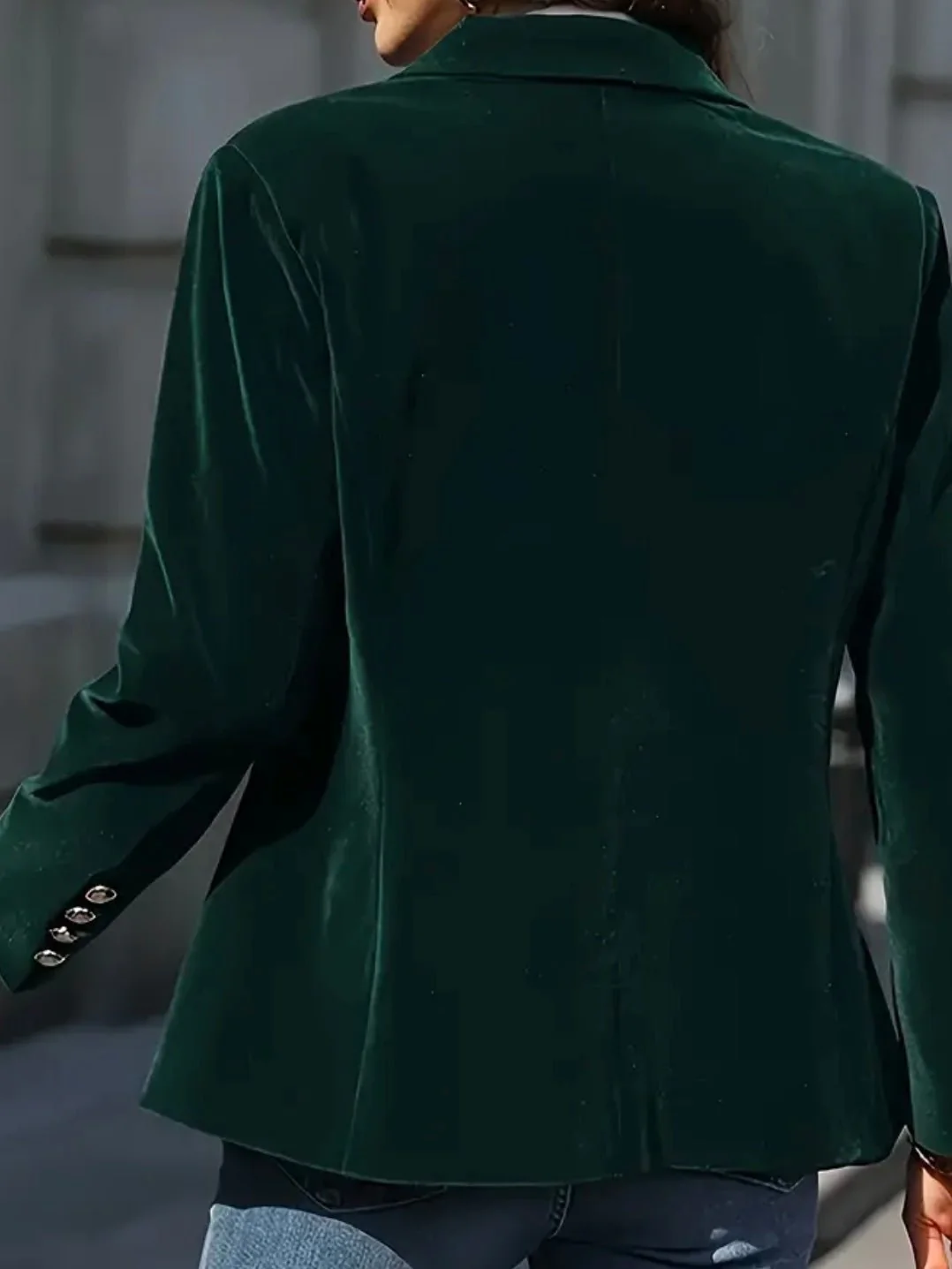Hunter Jewel Velvet Blazer - Image 3