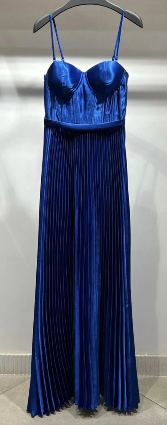 Modern Drama Dress - Image 8