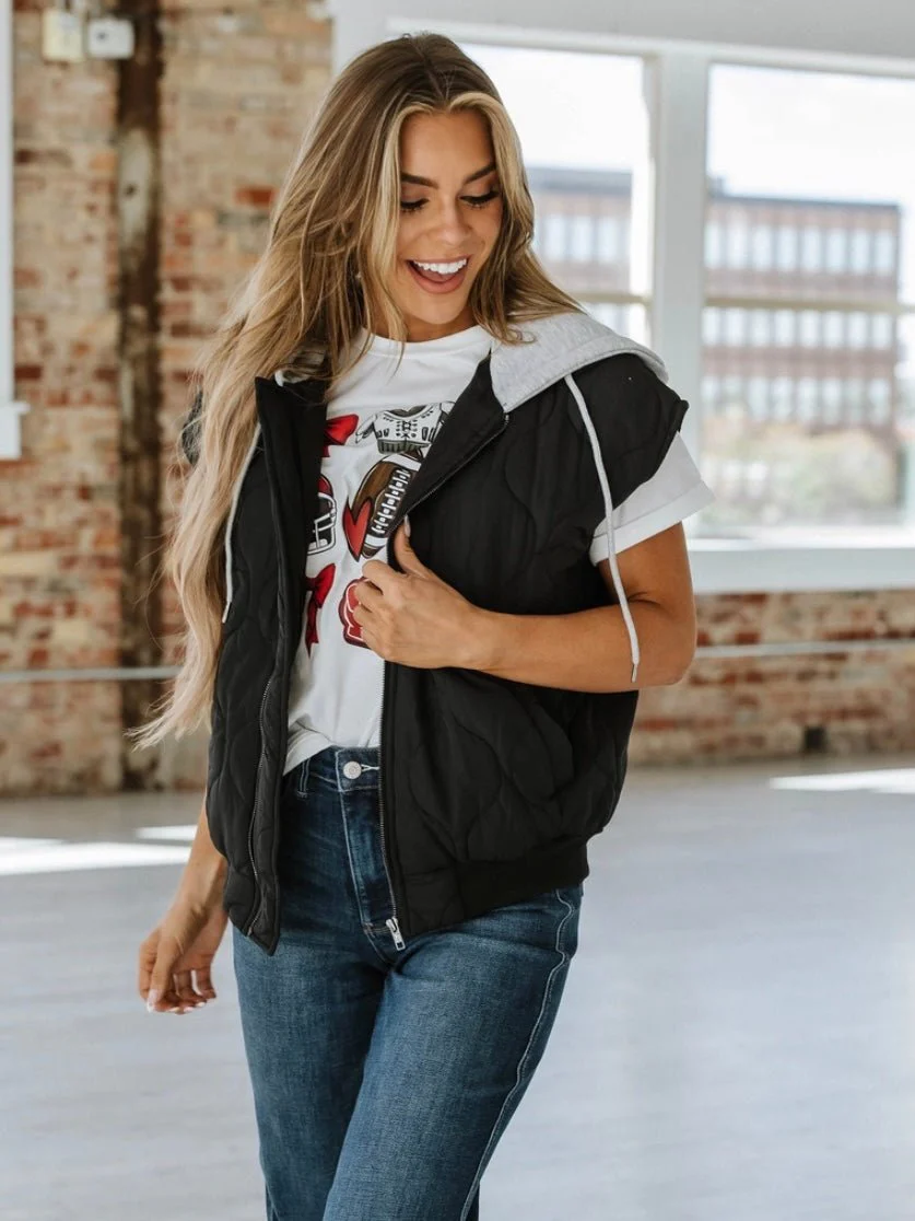Quinn Quilted Hooded Vest - Image 5