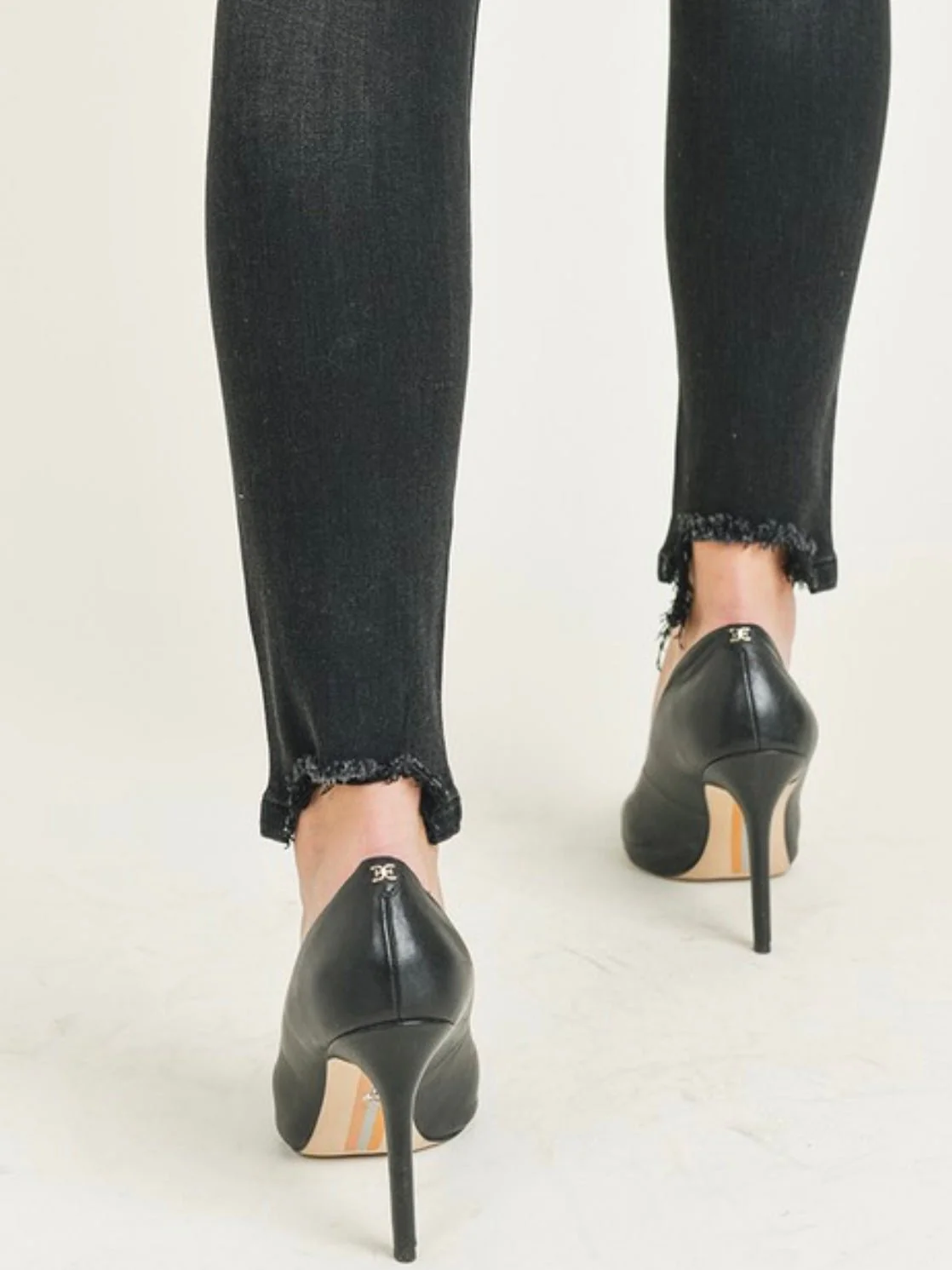 Skyline Skinny Jeans - Image 4