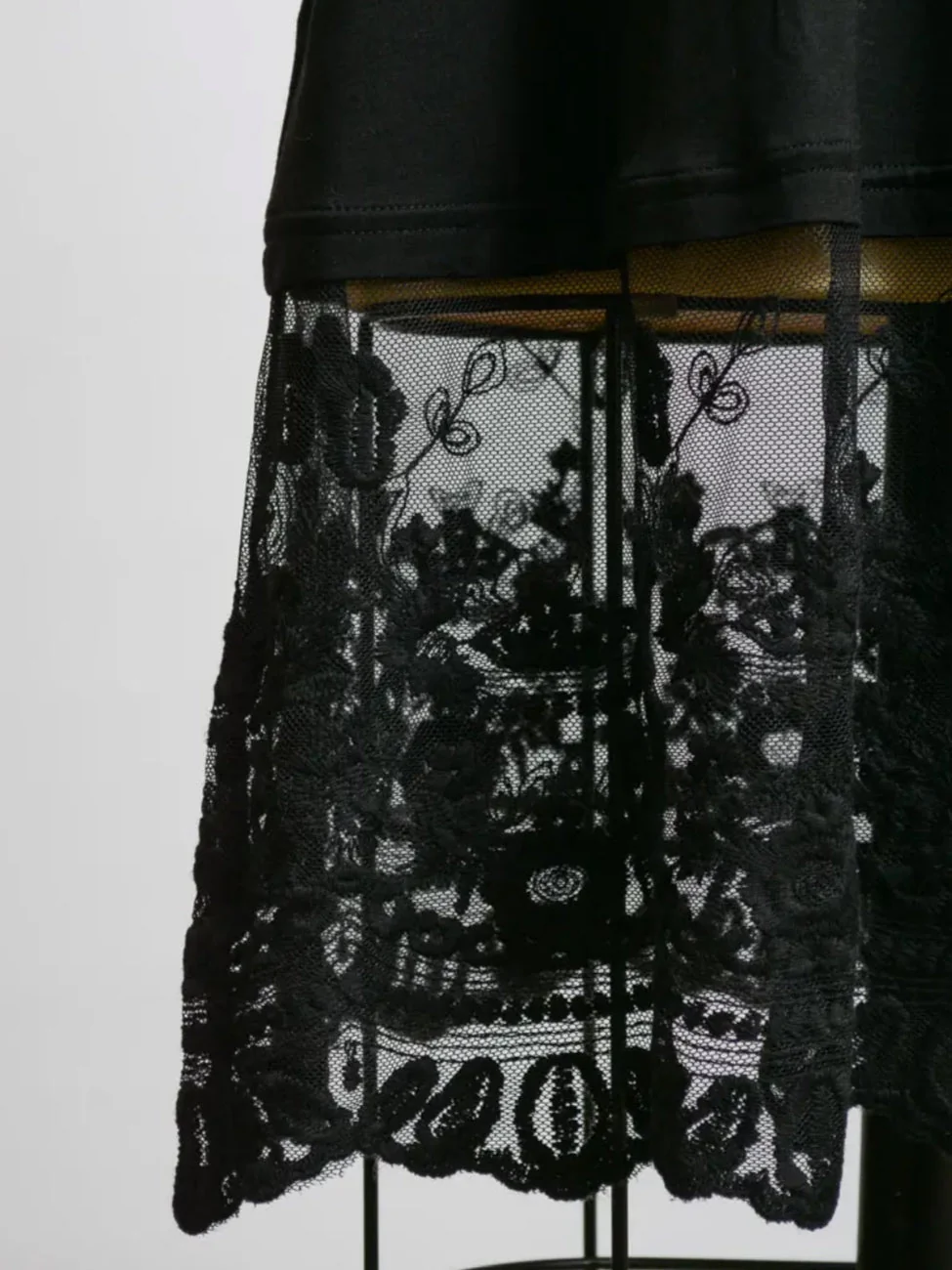 T Back Lace Slip - Image 9
